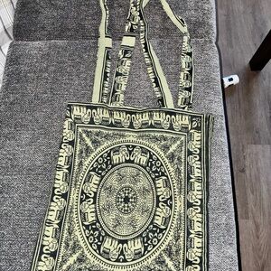 Source Unknown Black and Cream Crossbody Bag